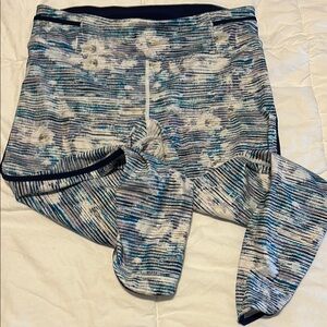 Lululemon cropped leggings